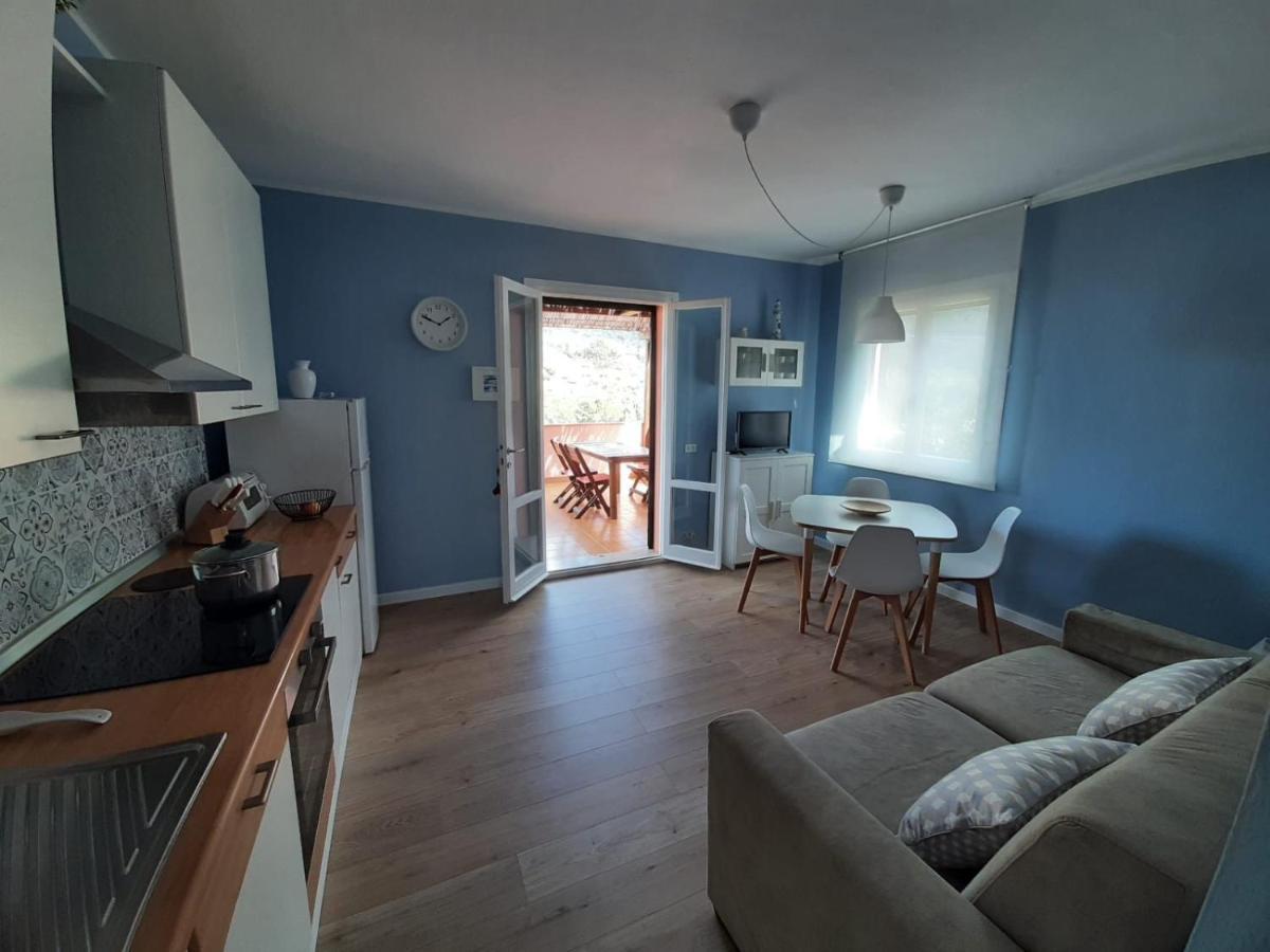 Appartamento A Due Passi Dal Mare Nisporto Exterior photo